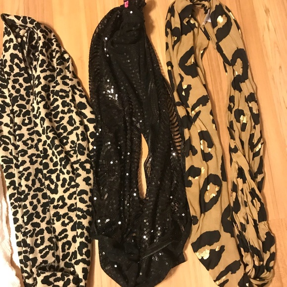 Infinity Scarf Bundle - Picture 4 of 6